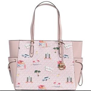 Michael Kors Gilly Tote Bag